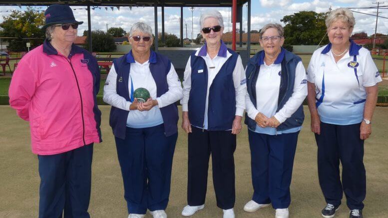 National Umpire Laraine Lyons, Pauleen Dimos (S), Pam Nicholl, Judy Johnson, and Colleen Helyar, after the team’s victory in the 2021 Regional 10, Senior Fours Championship held at West Wyalong on Wednesday, 12 and Thursday, 13 May. Image Contributed.