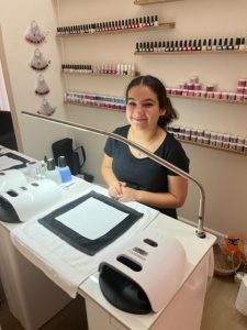 Laylah has commenced her School Based Apprenticeship with JS Wellness and Beauty. Image Credit: Condobolin High School Facebook Page.