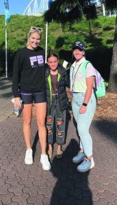 Students ran into a Female Netballer while on the way to the show.
