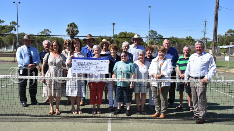 The Condobolin Tennis Club has received a funding boost of $286,898. Lachlan Shire Council General Manager Greg Tory, Phil Thomas, Wendy Patton, Jude Patton, Natalie McDonald (holding cheque), Bruce Patton, Dianne Smith (holding cheque), Megan Couchman, Laurel Gibson, Ellen Fisk, Kay Harley, NSW Minister for Regional Transport and Roads Sam Farraway, Gwenda Fisk, Patrisha Hurley OAM, NSW Nationals Candidate for Barwon Annette Turner, Lachlan Shire Councillor Dennis Brady, John Smith and Lachlan Shire Mayor John Medcalf OAM were all excited to be a part of the announcement. Image Credit: Melissa Blewitt.