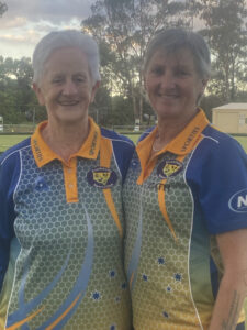 The 2022-23 Consistency Singles winner Cathy Thompson (right) and Runner Up Pam Nicholl (left). Image Contributed.